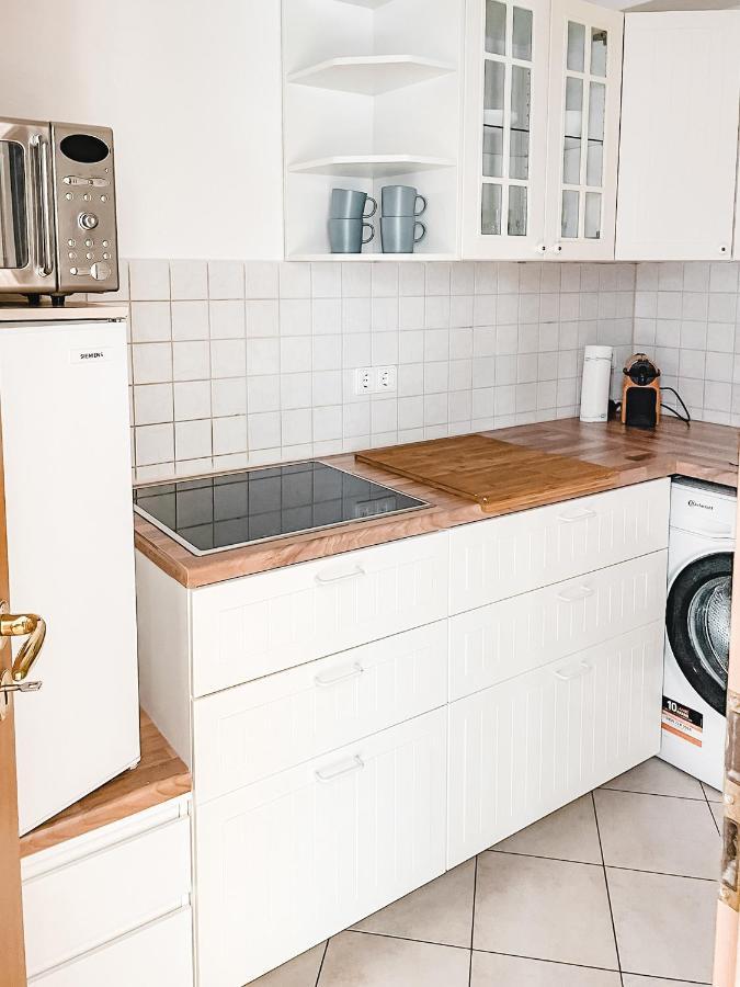 Schoene Wohnung, Eigene Terrasse, Privater Parkplatz, Wi-Fi, Waschmaschine, 3P 开姆尼茨 外观 照片